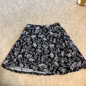 La hearts skater skirt